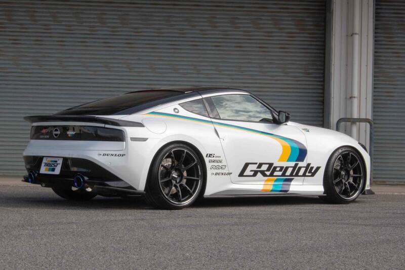 GReddy 2022+ Nissan Z Carbon Side Skirts Aero Kit