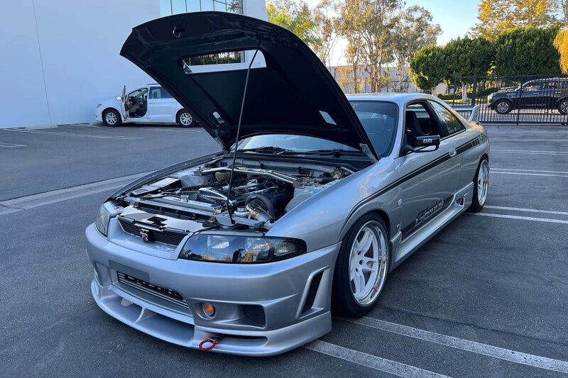 GReddy DRY CARBON 400R TYPE HOOD R33
