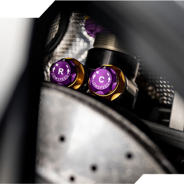KW Suspensions Coilover V5 Bundle Magride Non-Noselift Chevrolet C8 Corvette Stingray 2020+